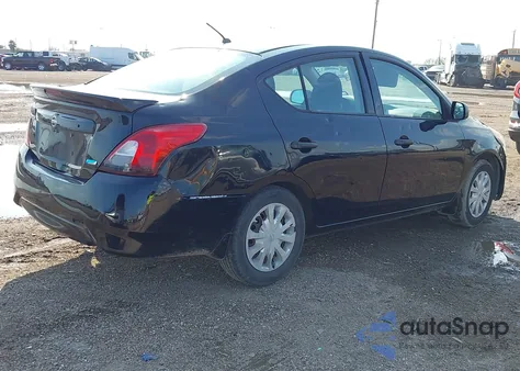 2015 Nissan Versa 1.6 S+ z USA, uszkodzony, nr VIN 3N1CN7AP4FL906072